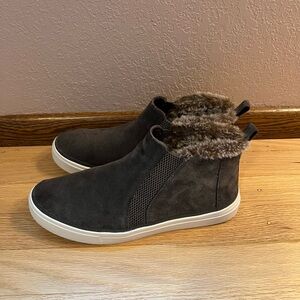 Toms slip on Sneakers